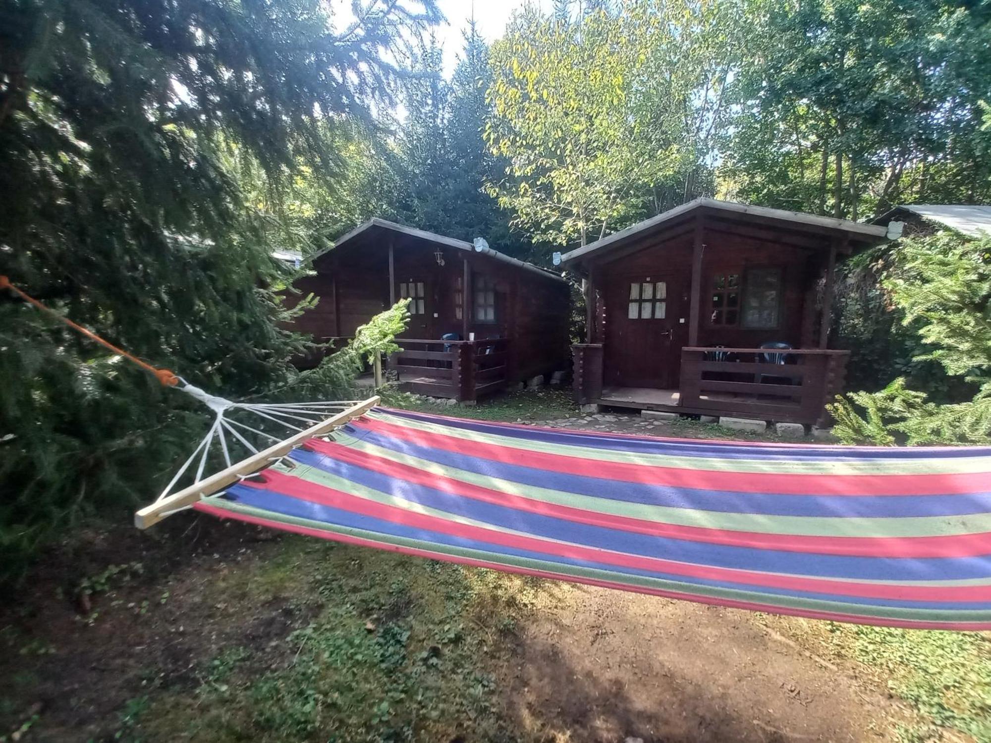 Bungalow Camping Edelweiss - Floare de colt - Gyopár Rimetea Exterior foto